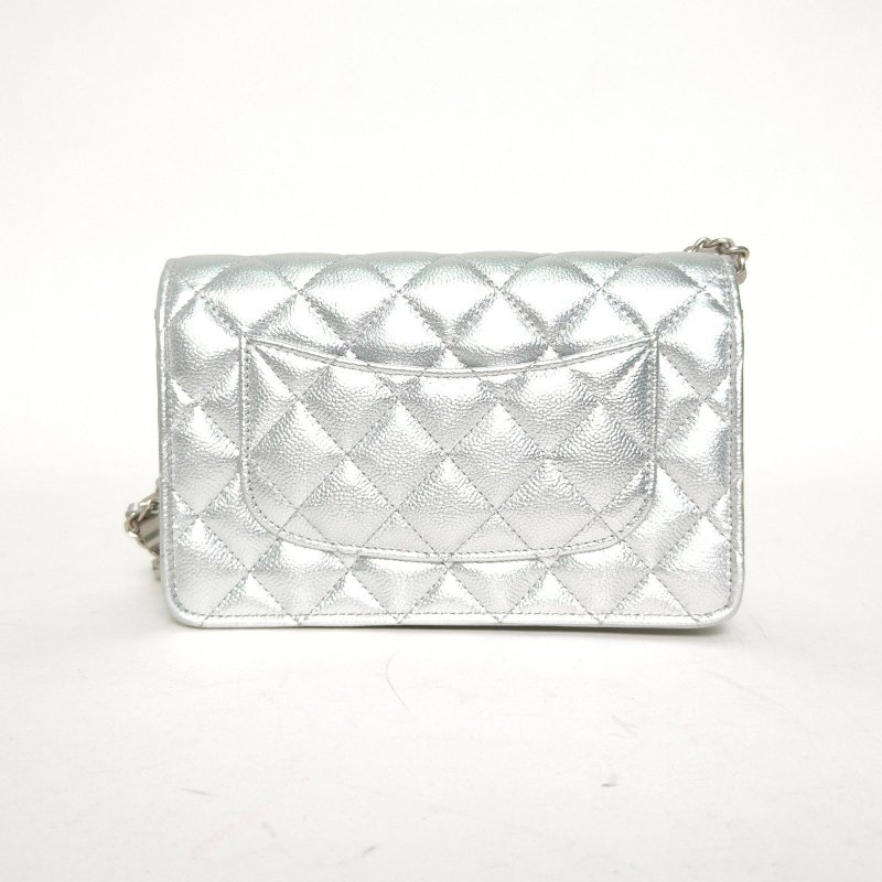 CHANEL CFWOC1925B銀色牛皮晶片開銀扣菱格紋雙C調節肩帶肩背包-2