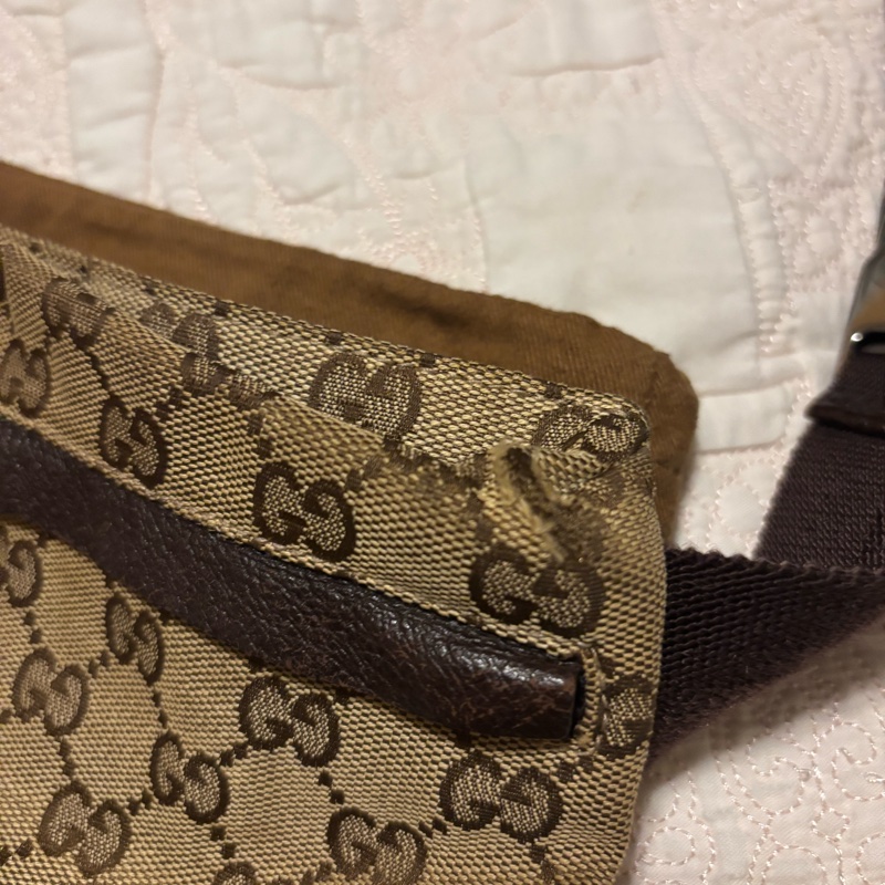 Gucci腰包 因送洗邊角有磨損-14