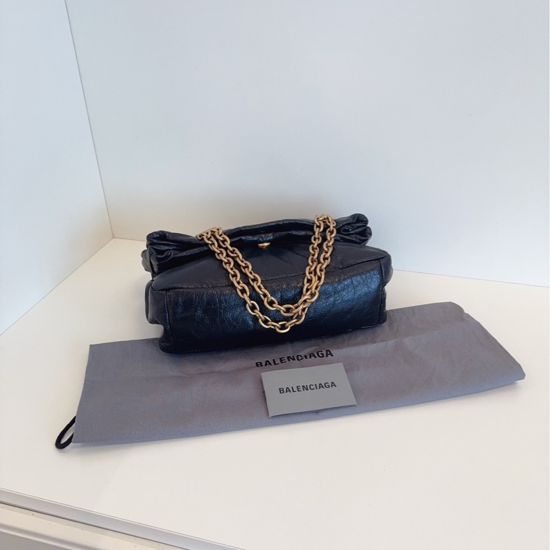 【閒置品🆕】Balenciaga monaco 糯糯黑金鍊條枕頭包 小號單肩包-4