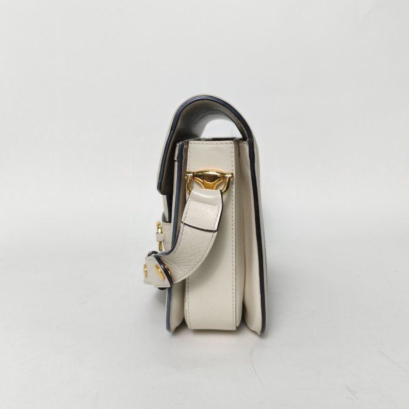GUCCI Horsebit馬銜扣1955馬鞍包小號25白色帆布金扣肩背包-3