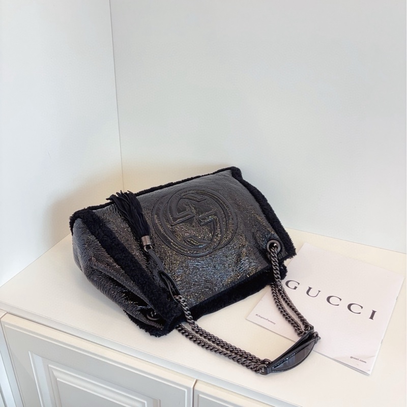【99新閒置🆕】Gucci黑色soho流蘇子母tote托特包 soblack😎全黑GG油蠟皮+羊羔毛的碰撞-3