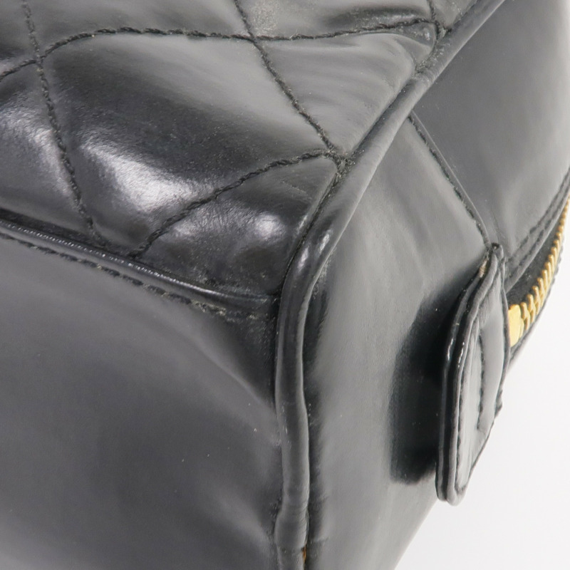 CHANEL 羊皮皮革Pouch金扣手拿包-6