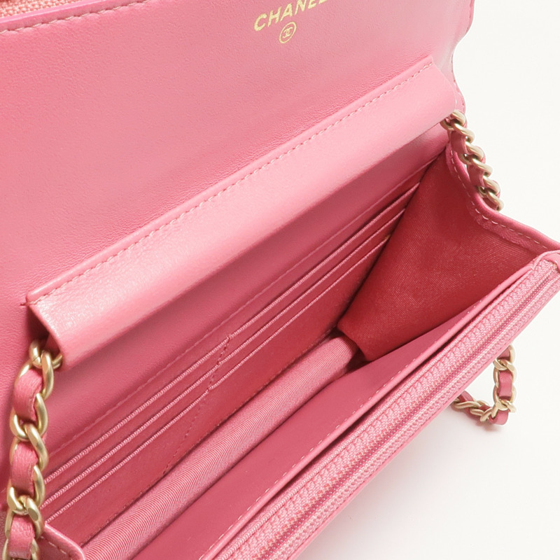 CHANEL 羊皮皮革WOC Wallet On Chain金扣鏈帶肩背袋-10