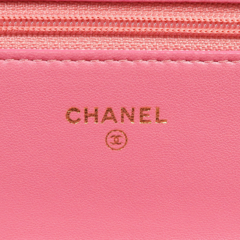 CHANEL 羊皮皮革WOC Wallet On Chain金扣鏈帶肩背袋-11