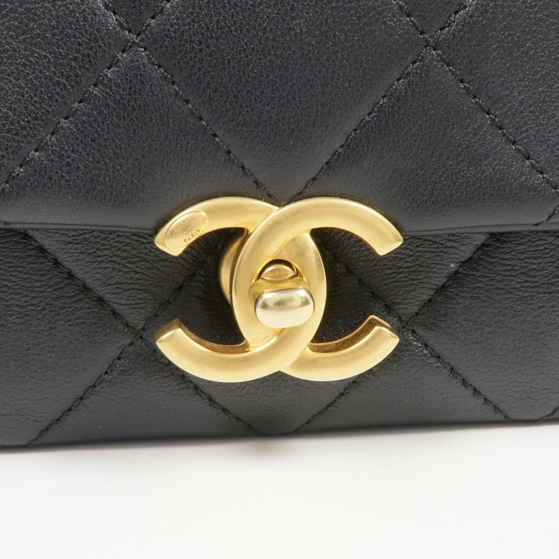 CHANEL 牛皮皮革Chain Shoulder金扣鏈帶肩背袋-10