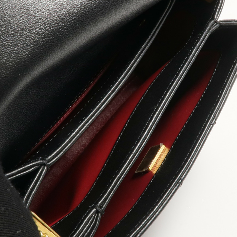 CHANEL 牛皮皮革Chain Shoulder金扣鏈帶肩背袋-11