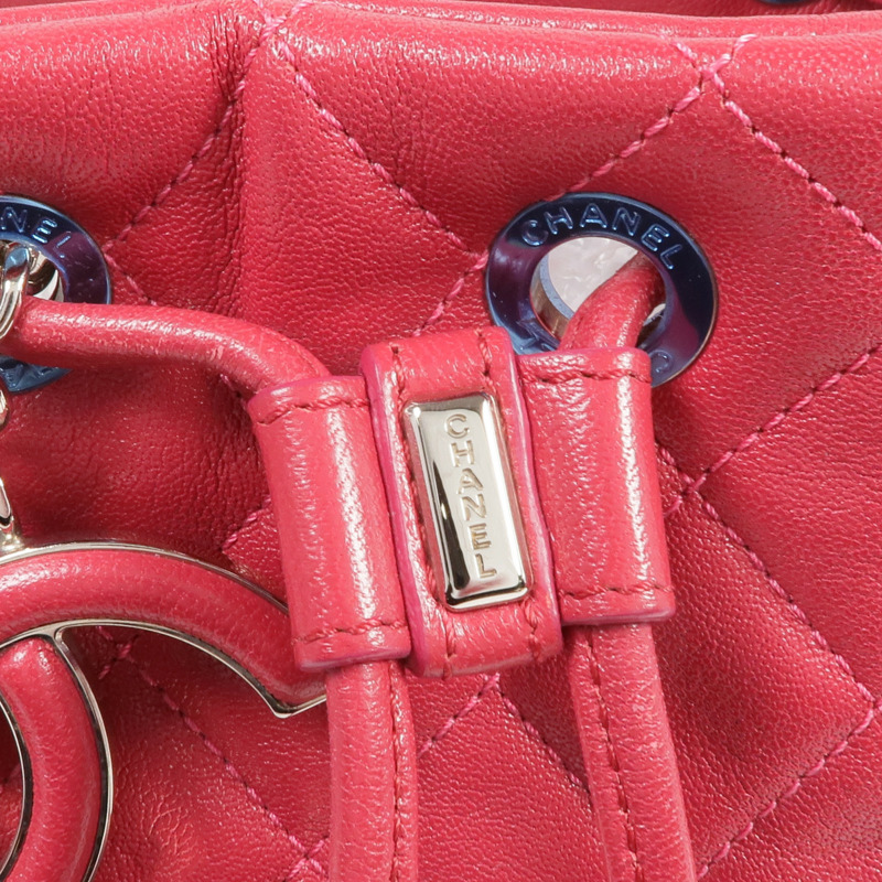 CHANEL 牛皮皮革Bucket Bag銀扣手挽肩背兩用袋-9