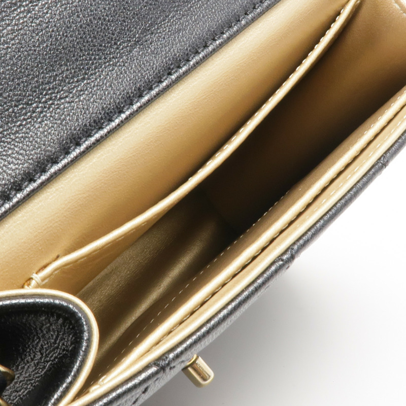 CHANEL 牛皮皮革Chain Shoulder金扣鏈帶肩背袋-11