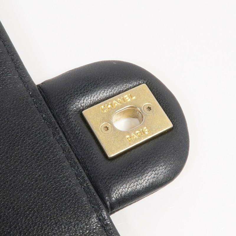 CHANEL 牛皮皮革Chain Shoulder金扣鏈帶肩背袋-12