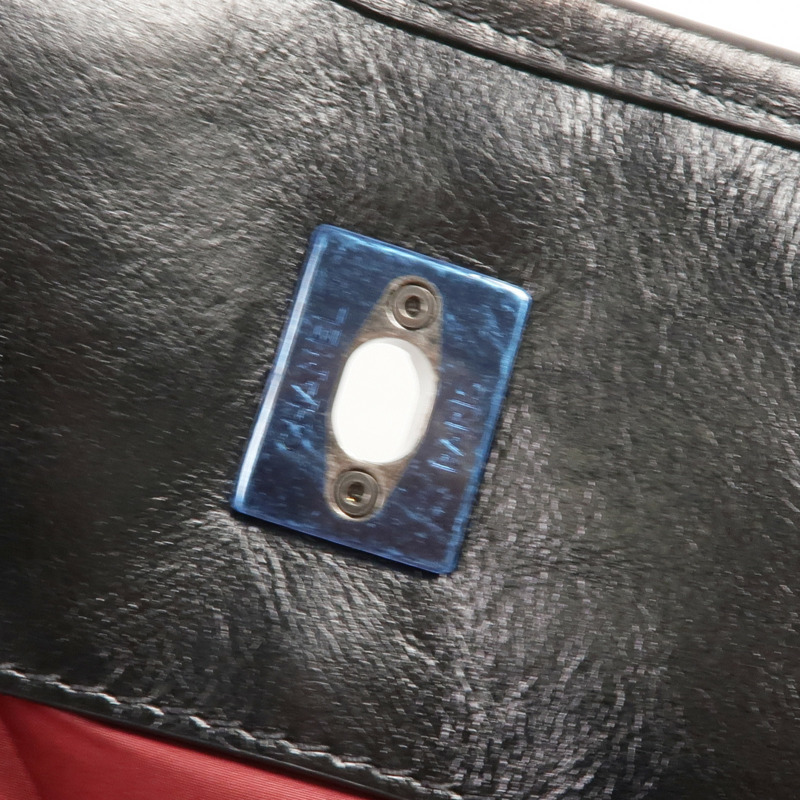 CHANEL 牛皮皮革Chain Shoulder銀扣鏈帶肩背袋-16