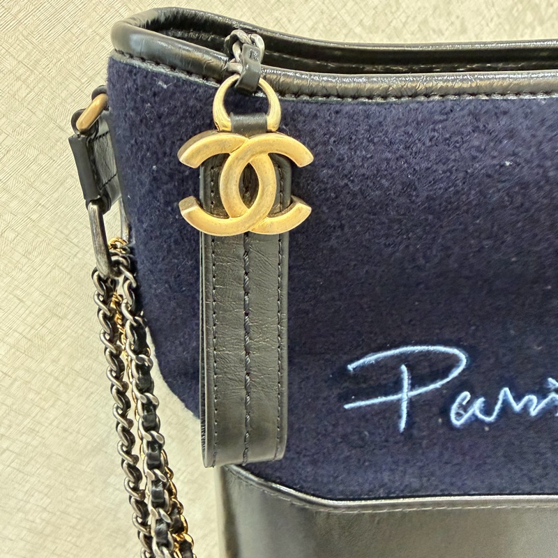 Chanel 深藍色簽名款毛呢流浪包 中號 Medium-2