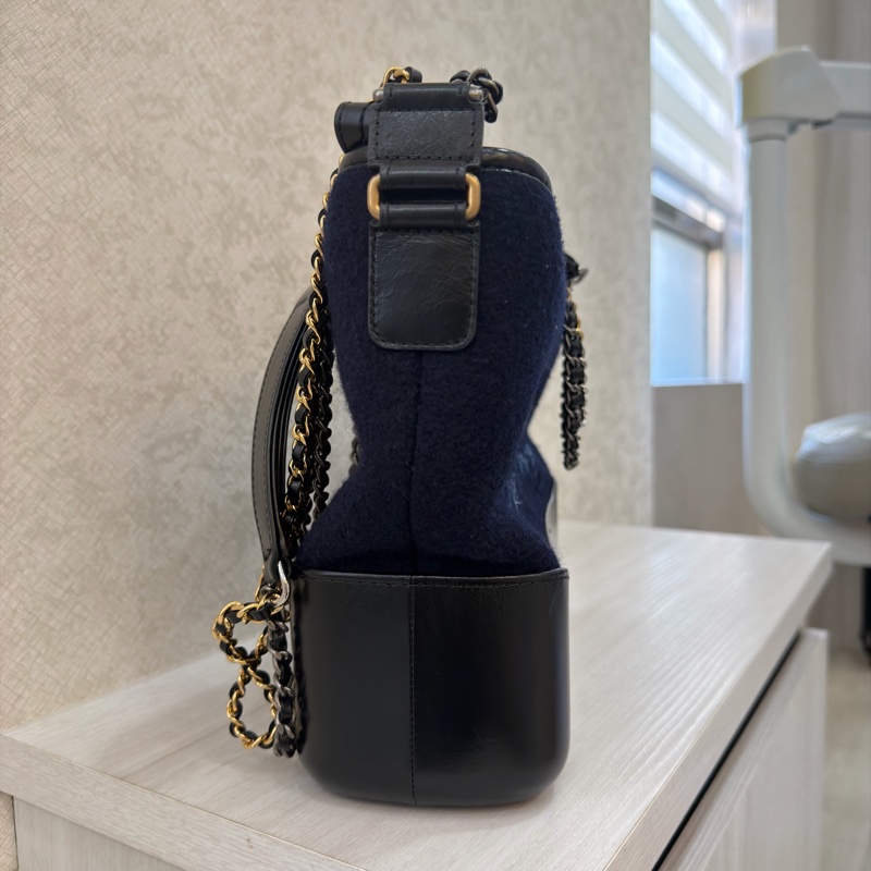 Chanel 深藍色簽名款毛呢流浪包 中號 Medium-4