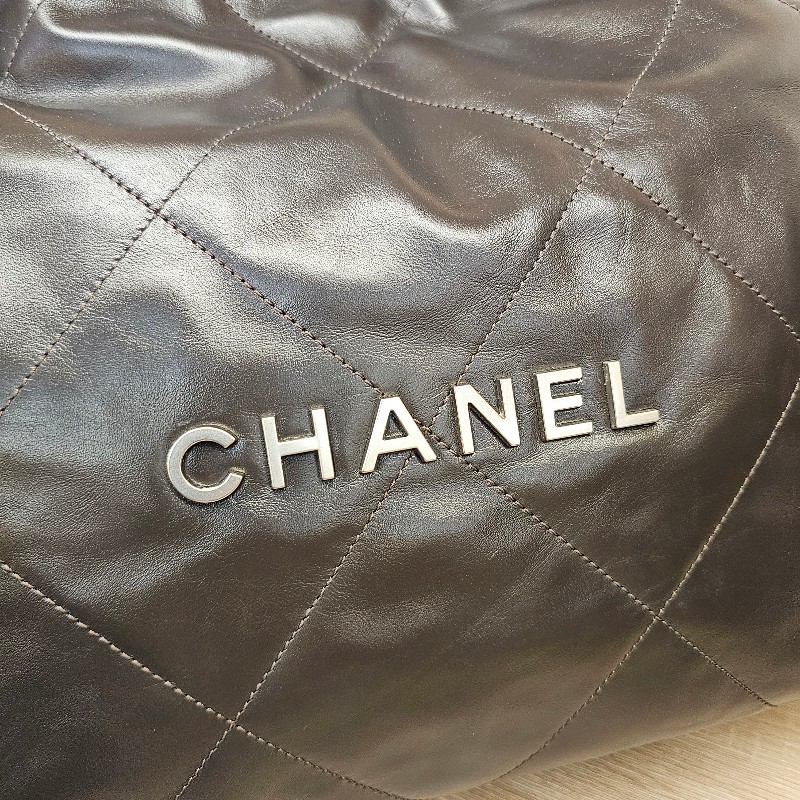 [品況超新聖誕甜價🎁] Chanel摩卡色牛皮銀釦小號22包-4