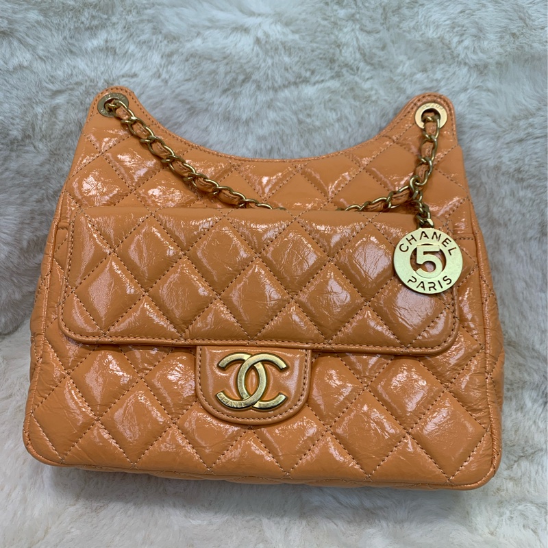 Chanel 淺橘色天貓精靈 HOBO XB945-0