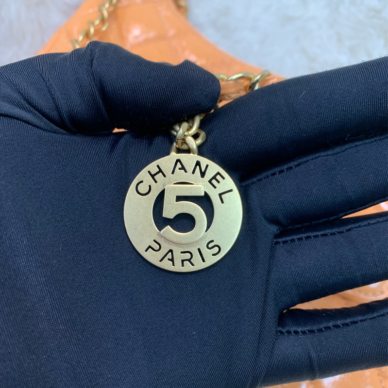 Chanel 淺橘色天貓精靈 HOBO XB945-9