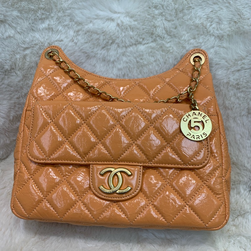Chanel 淺橘色天貓精靈 HOBO XB945-10