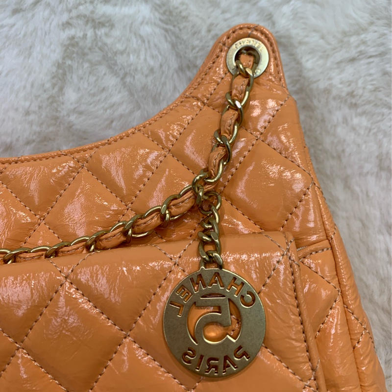 Chanel 淺橘色天貓精靈 HOBO XB945-30