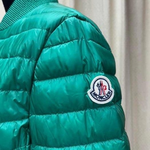 Moncler翡翠綠色薄羽絨外套--美翻-5