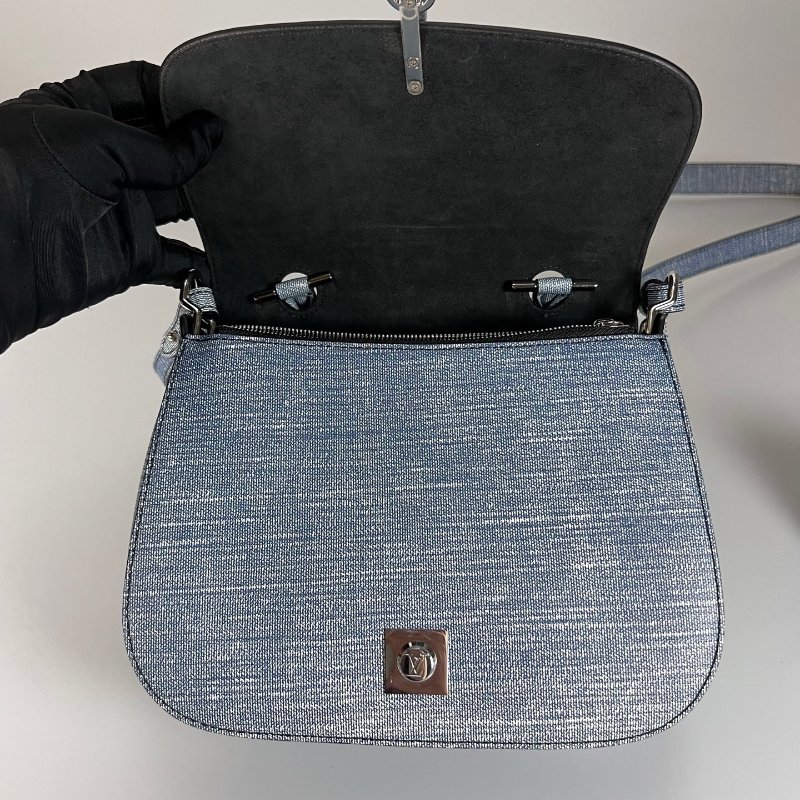 LV M54606 牛仔藍水波紋鎖頭手提斜肩包-5