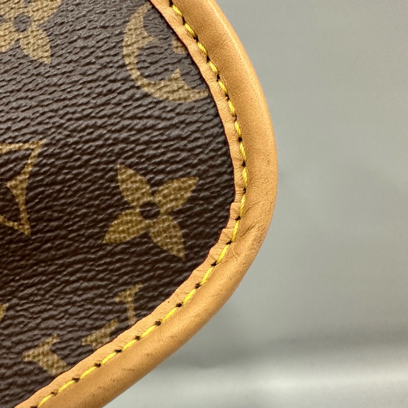 LV M45985 原花金釦法棍包 編織背帶-12