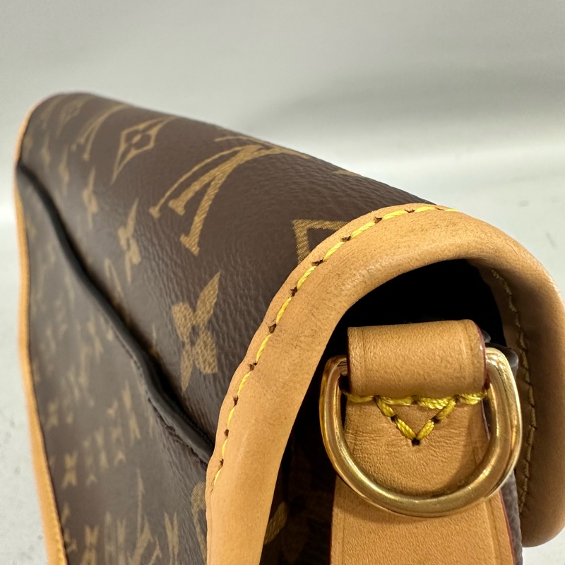 LV M45985 原花金釦法棍包 編織背帶-19