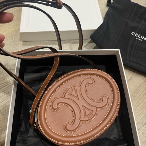 Celine 凱旋門 餅乾包