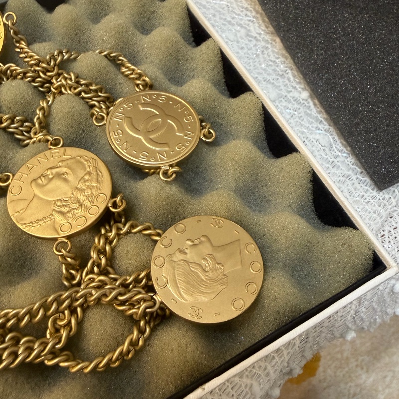 Chanel 08A 淡金 金幣腰鏈-4