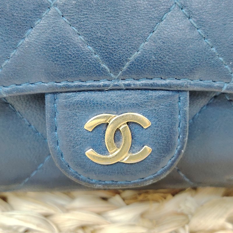 Chanel 香奈兒 藍色銀扣 小羊皮 短款卡包 銀包 24開-1