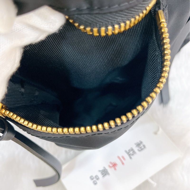 莉亞精品♡Burberry 4014879黑後背包 二手-14