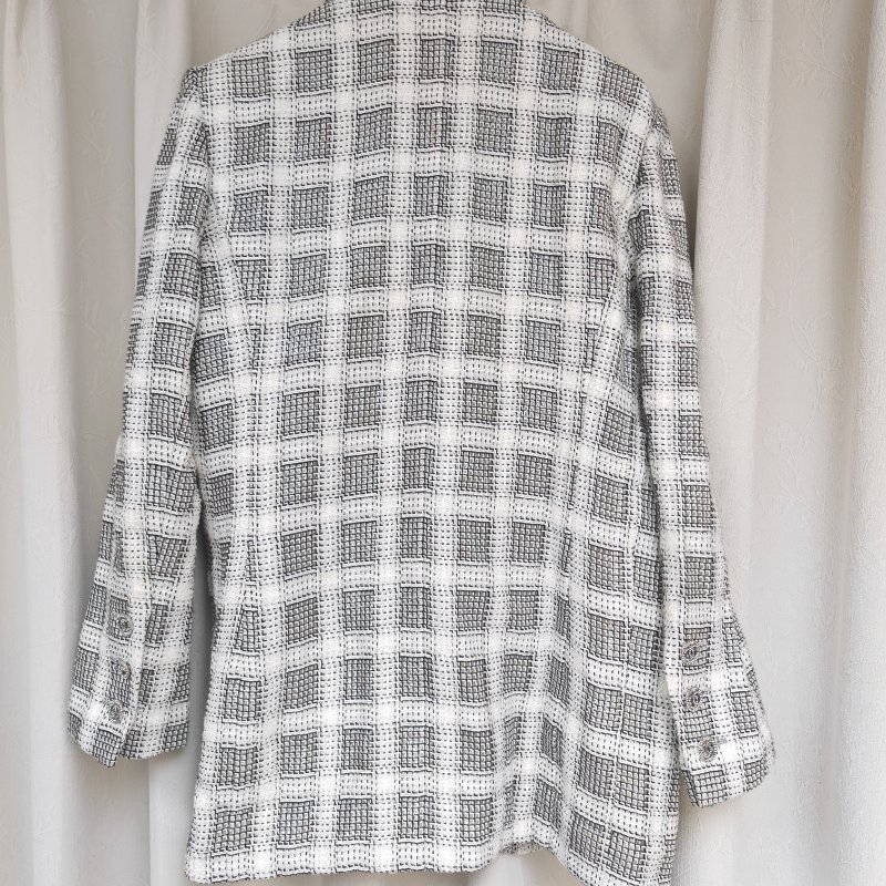 Chanel 爆款黑白格西裝外套 40碼-1