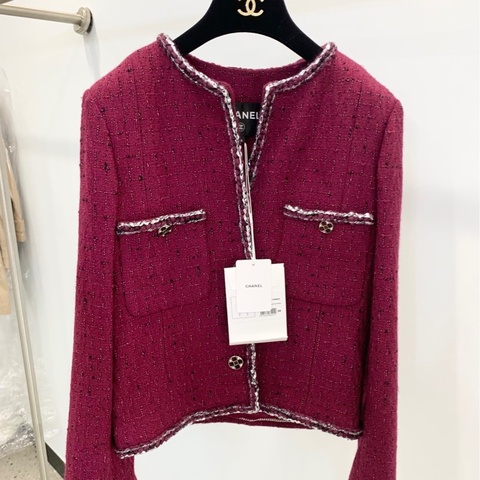 CHANEL/香奈兒 22A 早秋手工坊限定酒紅粗花呢銀色滾邊 琉璃扣 外套 成色：99新 尺寸：34