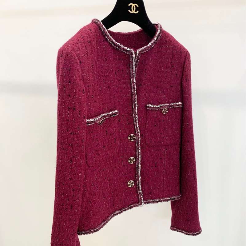 CHANEL/香奈兒 22A 早秋手工坊限定酒紅粗花呢銀色滾邊 琉璃扣 外套 成色：99新 尺寸：34-2