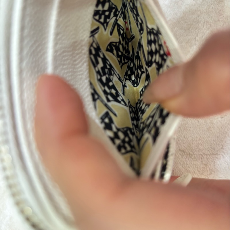 Chanel 粒紋小牛皮零錢包 吐司包零錢包 白色🤍 芯片款-17