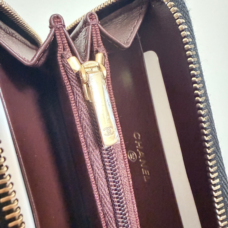 Chanel 經典款 黑金 加大加大加大款      零錢包 卡包 短夾 2025/09台灣購證-16