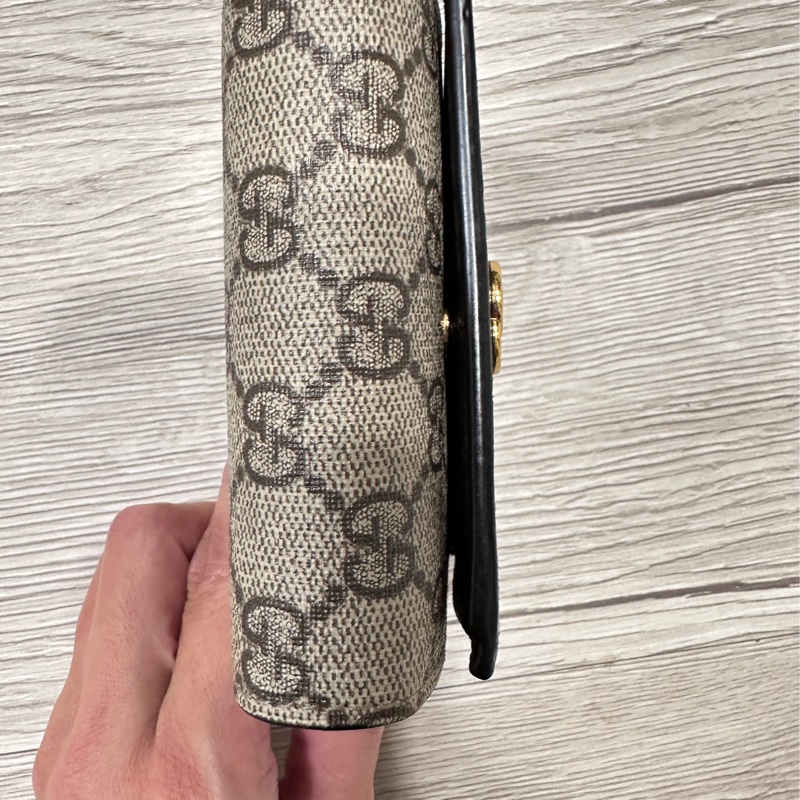 GUCCI GG 皮革帆布雙色壓釦短夾-9