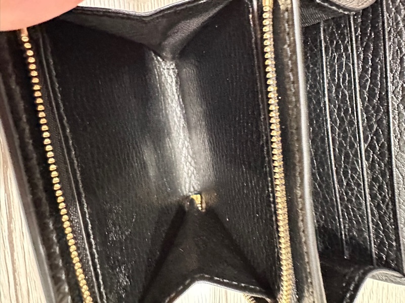 GUCCI GG 皮革帆布雙色壓釦短夾-16