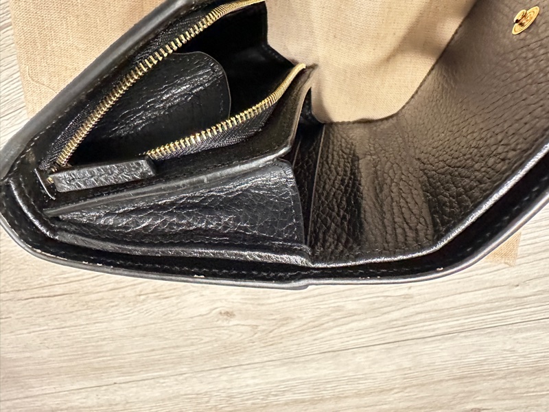 GUCCI GG 皮革帆布雙色壓釦短夾-21