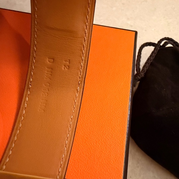 未使用過Hermes 愛馬仕Collier de Chien 24小牛皮手環-7