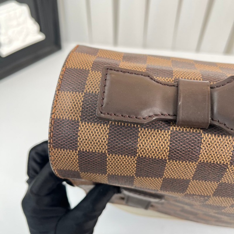 LV Broadway 棕棋盤 雙袋 郵差包-18