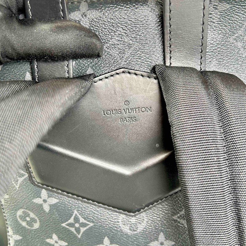 LV路易威登 黑色老花explorer 系列抽繩 後背包-15