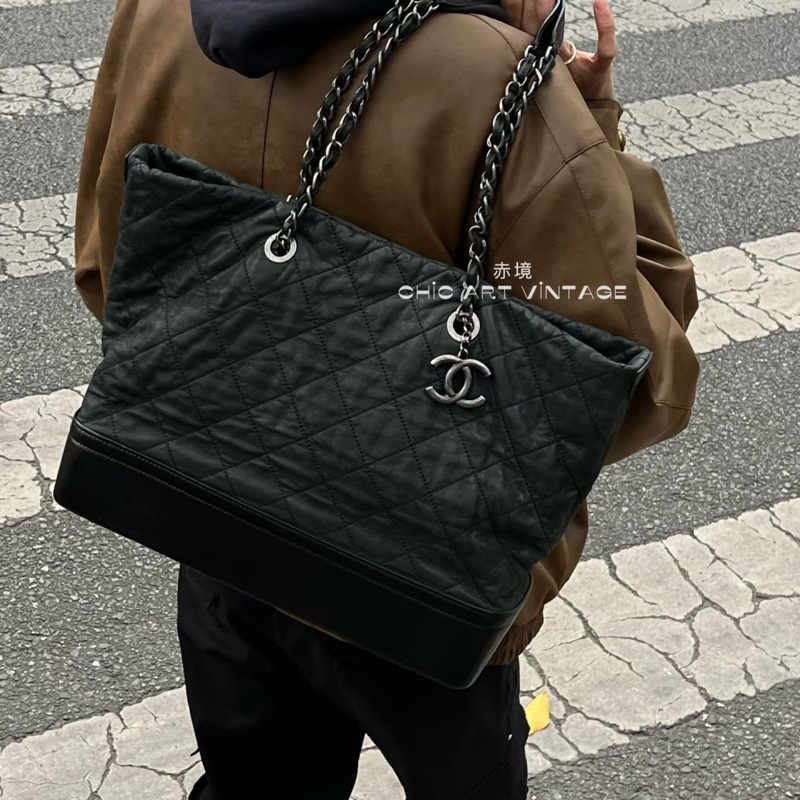 Chanel • 稀有黑銀XXL 做舊牛皮流浪托特包 有保卡、小票✔️-1