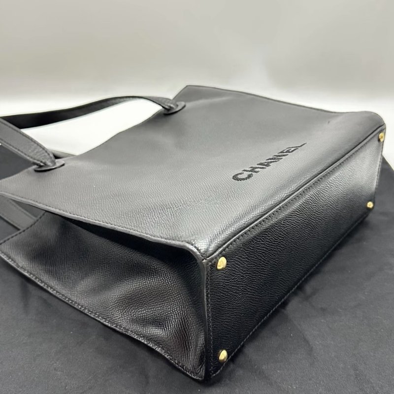 CHANEL黑色字母肩背公事包29*24*9 98新配件塵袋-3