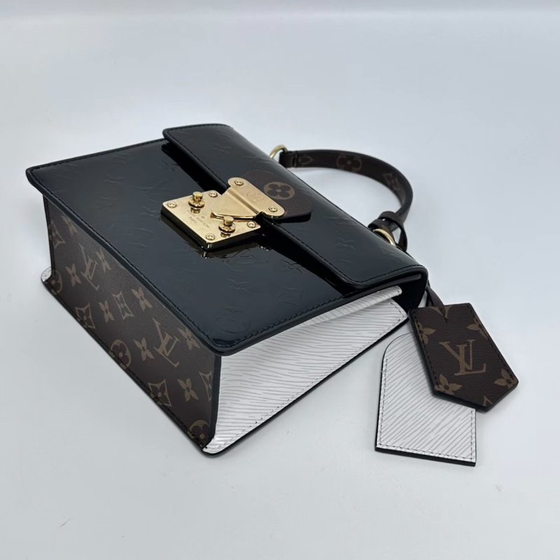 LV SpringStreet黑色漆皮手提肩背斜背盒子包芯片款19*16*9 98新配件塵袋-5