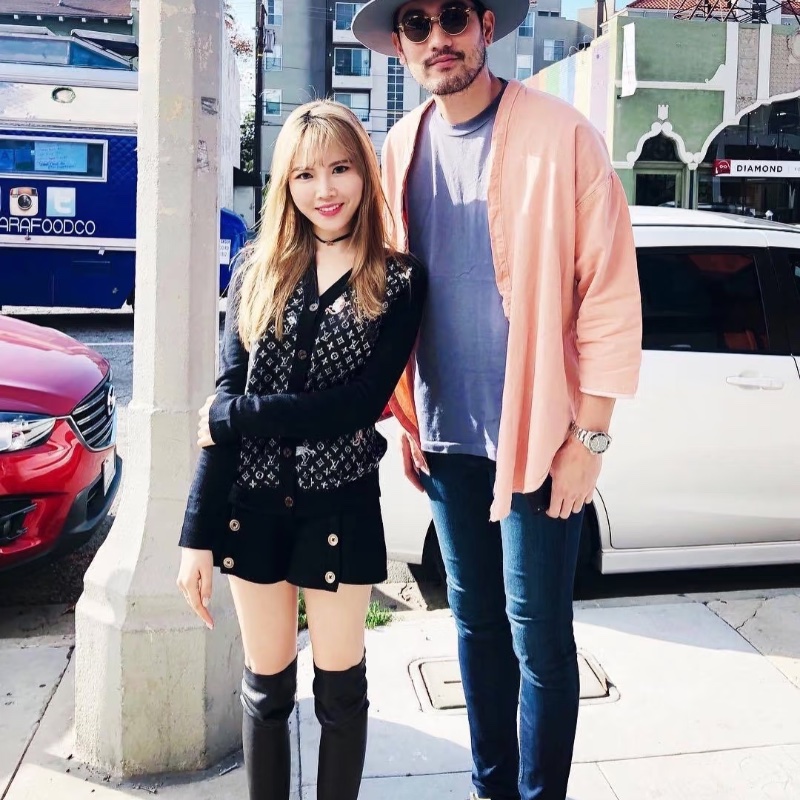 ❤️LV 滿印Logo 貓咪圖案 開衫毛衣-2