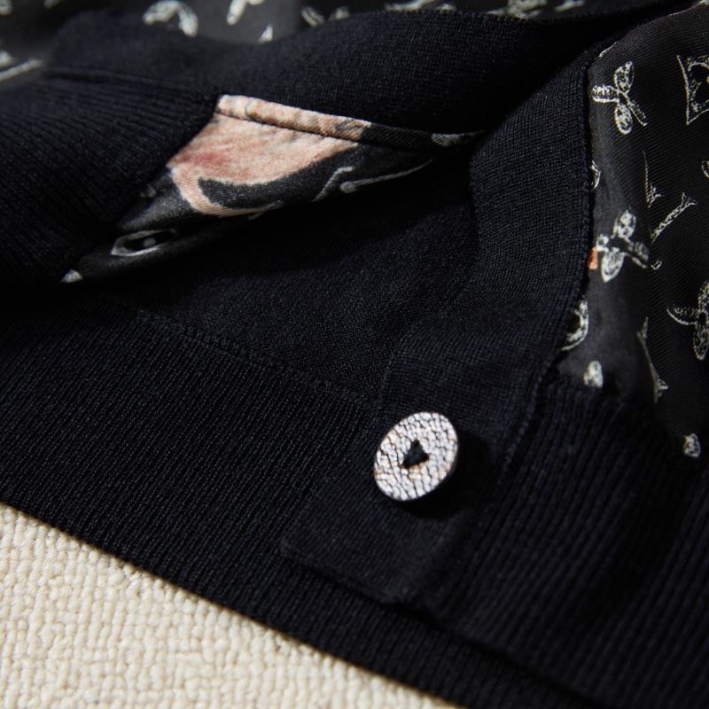 ❤️LV 滿印Logo 貓咪圖案 開衫毛衣-8