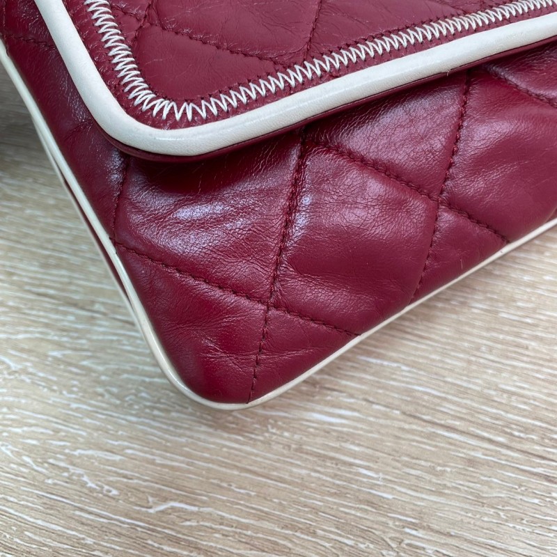 Chanel 2.55法棍鏈條包 紅色拼白菱格紋方扣 牛皮銀扣-9