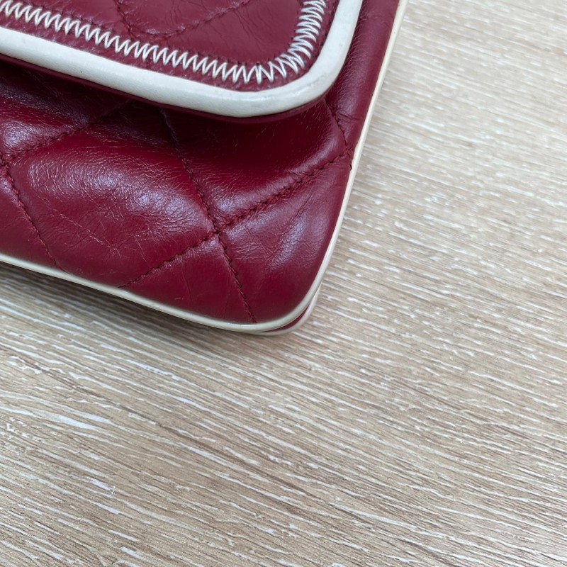 Chanel 2.55法棍鏈條包 紅色拼白菱格紋方扣 牛皮銀扣-10