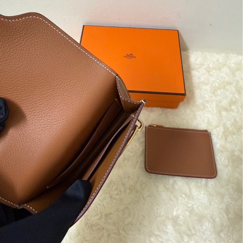 Hermès 愛馬仕 駝色配金釦 豬鼻錢包Slim Wallet 加個神器立馬變腰包/小側背-2