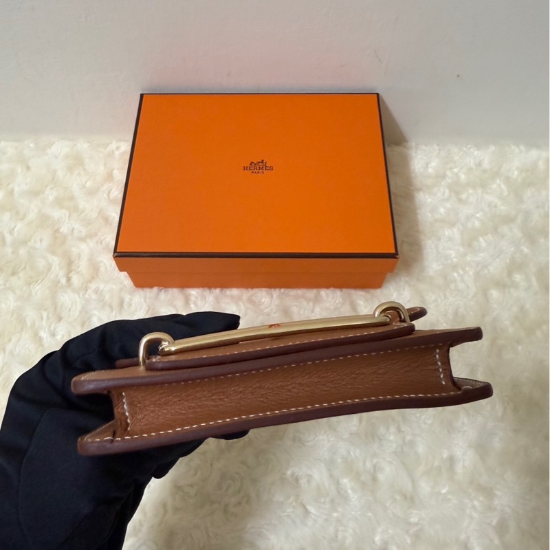 Hermès 愛馬仕 駝色配金釦 豬鼻錢包Slim Wallet 加個神器立馬變腰包/小側背-6