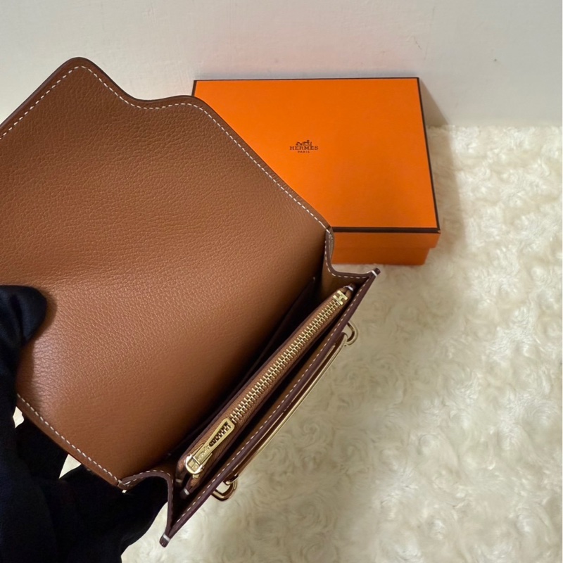 Hermès 愛馬仕 駝色配金釦 豬鼻錢包Slim Wallet 加個神器立馬變腰包/小側背-7